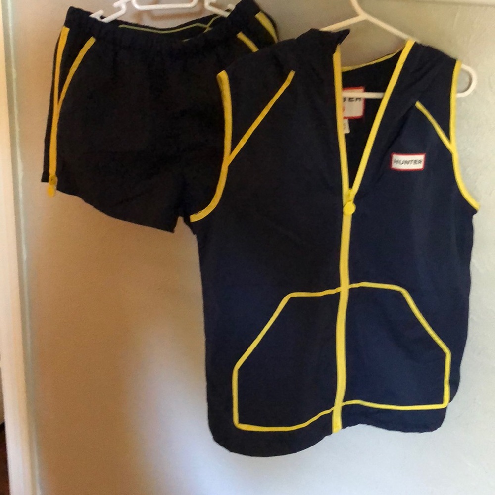 Hunter Rain Vest and Shorts - (6/6x)